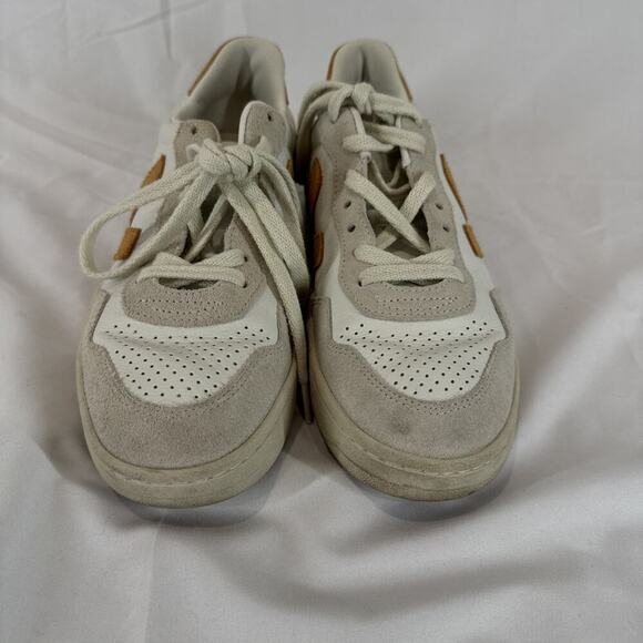 Veja V-10 Women's Sneakers Beige Suede Leather Upper Size: 8 - Picture 3 of 5
